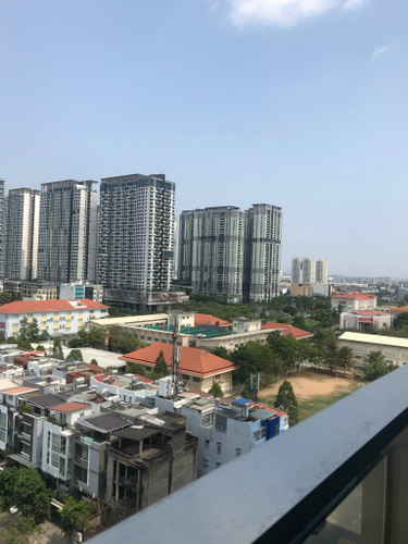 Căn hộ One Verandah, Quận 2 Căn hộ One Verandah tầng 10 có diện tích 80m2, nội thất cơ bản.