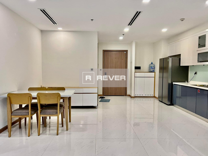  Căn hộ Vinhomes Central Park nội thất cơ bản diện tích 111.2m².