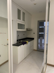 Căn hộ Vinhomes Central Park, Quận Bình Thạnh Căn hộ cao cấp Vinhomes Central Park tầng 25, bàn giao nội thất cơ bản.