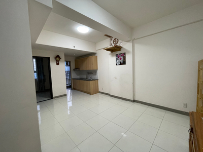 Căn hộ Sky 9, Quận 9 Căn hộ Sky 9 tầng thấp cửa hướng Bắc, nội thất cơ bản.