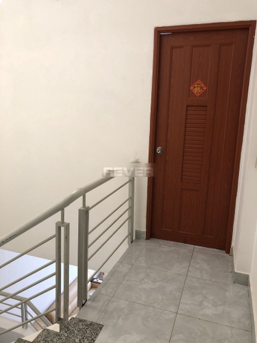 Nhà phố Huyện Bình Chánh Nhà phố thiết kế 1 trệt, 1 lầu diện tích 68m2, cửa hướng Đông Nam.