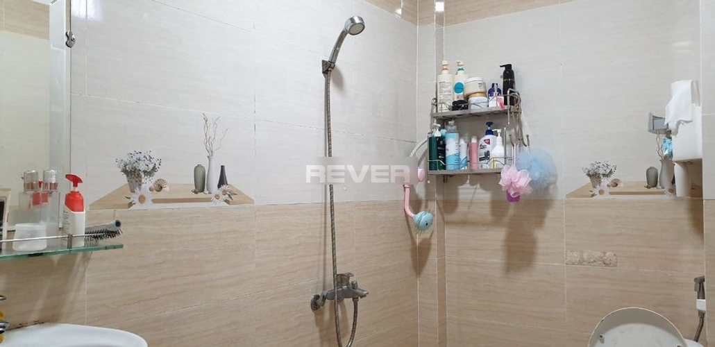 Nhà phố Huyện Nhà Bè Nhà phố đường Phạm Hữu Lầu diện tích 5m x 18m, cửa hướng Tây Nam.