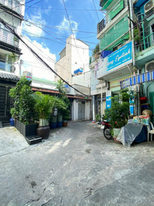  Nhà phố Đường Trần Văn Đang 3 tầng diện tích 32.6m² hướng tây nam pháp lý sổ hồng