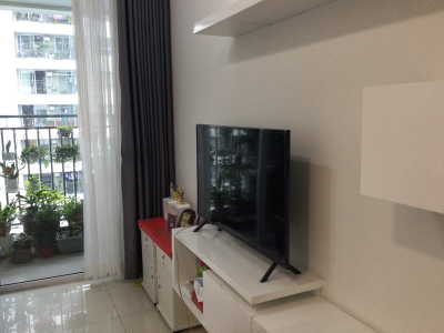 Căn hộ Golden Mansion tầng 6 có 2 phòng ngủ, đầy đủ nội thất.