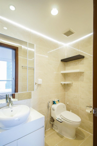 Căn hộ VInhomes Central Park, Quận Bình Thạnh Căn hộ cao cấp Vinhomes Central Park 3 phòng ngủ, nội thất dính tường.