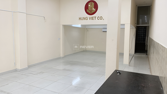  Mặt bằng kinh doanh Đường Trần Quốc Hoàn diện tích 130m².