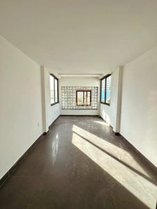  Nhà phố Đường Nguyễn Trọng Tuyển 6 tầng diện tích 52.6m² hướng đông nam pháp lý sổ hồng