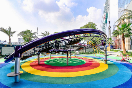  Căn hộ Vinhomes Golden River tầng thấp, tháp A1, 3 phòng ngủ, full nội thất