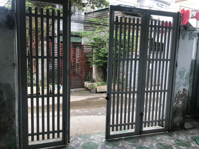 Nhà phố Quận 9 Nhà cấp 4 và đất nền diện tích 69.5m2 có sổ hồng riêng, bàn giao trong ngày.