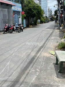 Nhà phố Quận 12 Nhà phố thiết kế 1 trệt, 1 lầu diện tích 69m2, nội thất cơ bản.