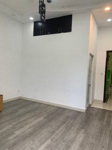 Nhà phố Quận Bình Tân Nhà phố hẻm xe tải quay đầu đường 26 Tháng 3, diện tích nhà 100m2.