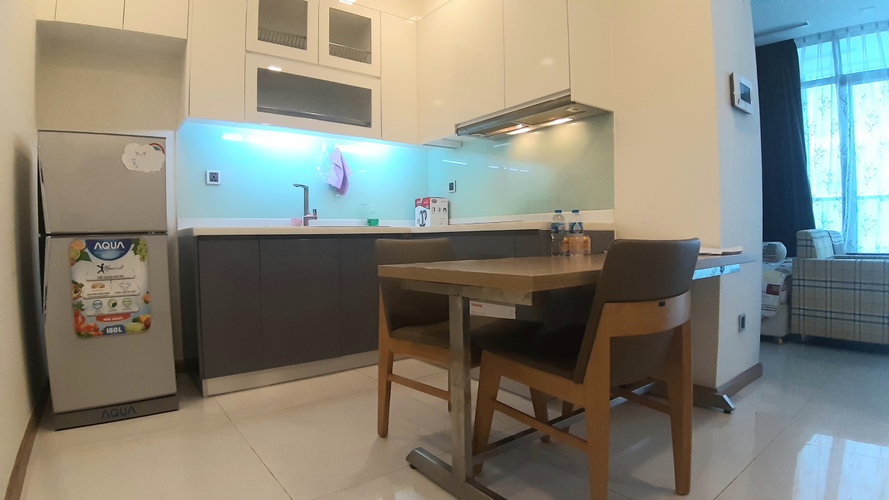 Studio Vinhomes Central Park, Quận Bình Thạnh Studio Vinhomes Grand Park tầng 30, bàn giao đầy đủ nội thất.