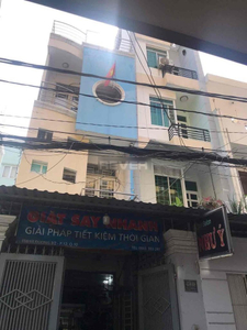 Nhà phố Quận 10 Nhà phố hẻm xe hơi đường 3 Tháng 2 thiết kế nhà 1 trệt, 3 lầu đúc chắc chắn.