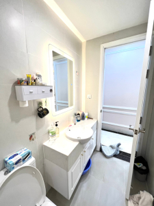  Căn hộ Saigon Mia tầng cao view thoáng mát, đầy đủ nội thất.