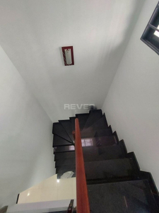 Nhà phố Quận Tân Bình Nhà có cửa hướng Đông bắc mát mẻ, diện tích 3m x 11.2m có sổ hồng.