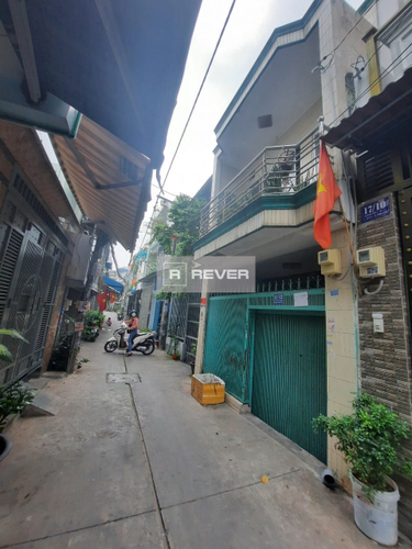 Nhà phố Quận Bình Tân Nhà phố thiết kế 1 trệt, 1 lầu diện tích đất 63m2, khu dân cư hiện hữu.