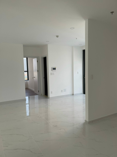  Căn hộ D'Lusso hướng ban công tây nam nội thất cơ bản diện tích 79.1m²