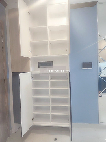  Căn hộ Vinhomes Grand Park nội thất cơ bản diện tích 81m²