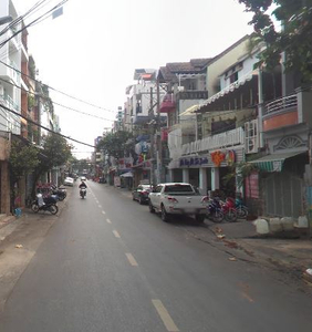 Nhà phố Quận 5 Nhà hẻm xe hơi đường Nguyễn Văn Cừ diện tích 21.3m2, cửa hướng Tây Bắc.