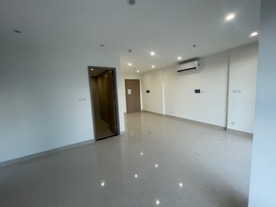 IMG_6410.HEIC Căn hộ Vinhomes Grand Park hướng ban công tây bắc không có nội thất diện tích 69.2m²