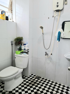 Căn hộ K26, Quận Gò Vấp Căn hộ Chung cư K26 tầng trệt thiết kế 2 phòng ngủ rộng thoáng.