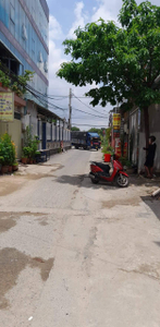 Đất nền Quận 9 Đất nền diện tích 56.9m2 có sổ hồng, khu dân cư hiện hữu.