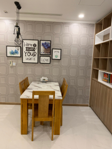 6735B899-41F2-44D3-AA72-F70385742F1C-41754-000007413E79E4C1.jpg Căn hộ Vinhomes Central Park hướng ban công tây bắc đầy đủ nội thất diện tích 108m²