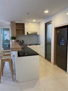  Căn hộ Masteri Thảo Điền hướng ban công đông nam đầy đủ nội thất diện tích 99.33m²