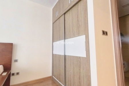  Căn hộ Vinhomes Central Park hướng Đông Bắc, diện tích 82m²
