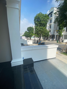 f67c7135440c7d32519a486ea485f369.jpg Nhà phố  Vinhomes Grand Park Nguyễn Xiển