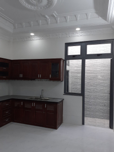 Nhà phố Huyện Nhà Bè Nhà phố thiết kế 1 trệt, 2 lầu và sân thượng, diện tích 55m2 rộng thoáng.