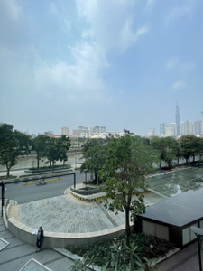  Shop-house Vinhomes Golden River hướng ban công bắc không có nội thất diện tích 184m²