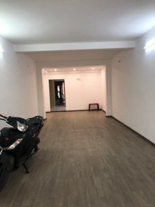 Nhà phố Quận Tân Bình Nhà có 2 mặt tiền, mặt tiền đường Bạch Đằng và mặt tiền sau là hẻm rất sầm uất.