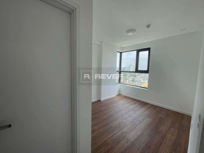  Căn hộ D'Lusso diện tích 68m2, không gian thoáng đãng.