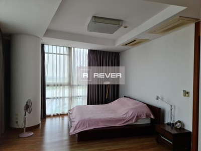  Căn hộ Xi Riverview Palace hướng ban công đông bắc đầy đủ nội thất diện tích 186m²