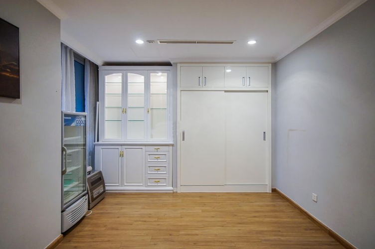 Căn hộ VInhomes Central Park, Quận Bình Thạnh Căn hộ cao cấp Vinhomes Central Park 3 phòng ngủ, nội thất dính tường.