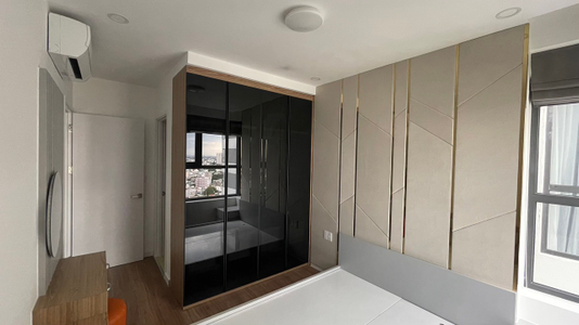 Căn hộ D'Lusso, Quận 2 Căn hộ D'Lusso tầng 16 view thoáng mát, bàn giao đầy đủ nội thất.