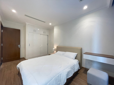 B1F56C8C-B798-4EE5-B808-5B79C5437602-6729-000007886D398BEF.jpg Office-tel Vinhomes Central Park nội thất cơ bản diện tích 53.7m²