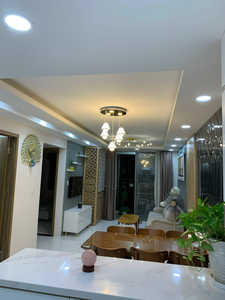 Căn hộ Saigon South Residence, Huyện Nhà Bè Căn hộ Saigon South Residence tầng 28 ban công hướng Nam thoáng mát.