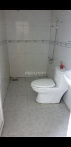 Nhà phố Quận 4 Nhà phố có cửa hướng Đông Nam mát mẻ, diện tích nhà 90m2.