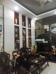  Nhà phố Đường Nguyễn Hồng Đào 3 tầng diện tích 62.25m² hướng tây nam pháp lý sổ hồng.