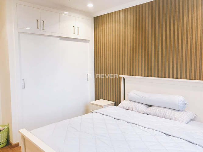 194743745_4475402069159024_6618244253481279619_n.jpg Căn hộ Vinhomes Central Park đầy đủ nội thất diện tích 54m²