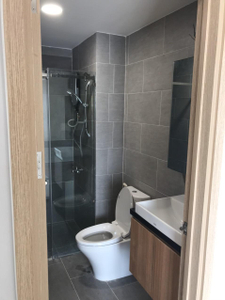 toilet căn hộ ViVa Riverside Căn hộ Viva Riverside view tuyệt đẹp, đầy đủ nội thất.