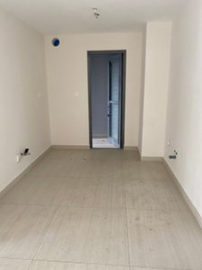  Bán căn hộ Urban Hill Q7, ban công hướng Tây thoáng mát.