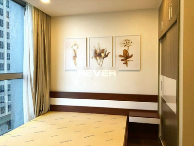 Căn hộ Vinhomes Central Park, Quận Bình Thạnh Căn hộ Vinhomes Central Park tầng 6, diện tích 70.5m2.