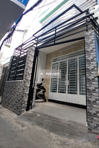 Nhà phố Quận Tân Bình Nhà hẻm xe hơi đường Lạc Long Quân diện tích đất 44.25m2 rộng thoáng.