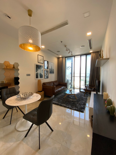 Căn hộ Vinhomes Golden River, Quận 1 Căn hộ Vinhomes Golden River tầng 15 ban công hướng Đông Bắc.