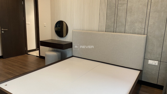 z4280610438637_44bd87bc6a6a3de54f20a85491bae4ca.jpg Căn hộ Empire City đầy đủ nội thất diện tích 84m²