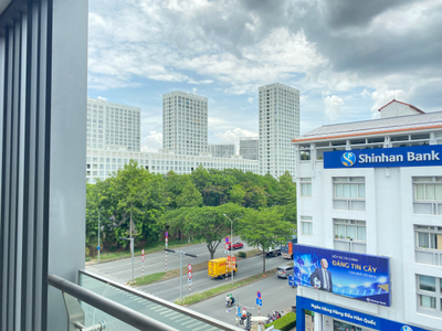  Bán căn hộ Urban Hill Q7, ban công hướng Tây thoáng mát.