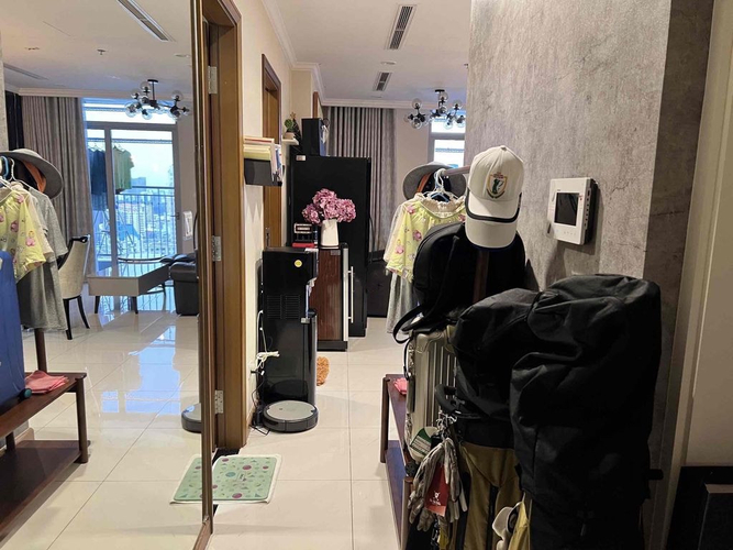 Căn hộ Vinhomes Central Park, Quận Bình Thạnh Căn hộ đầy đủ nội thất Vinhomes Central Park tầng 25, view đón gió mát.